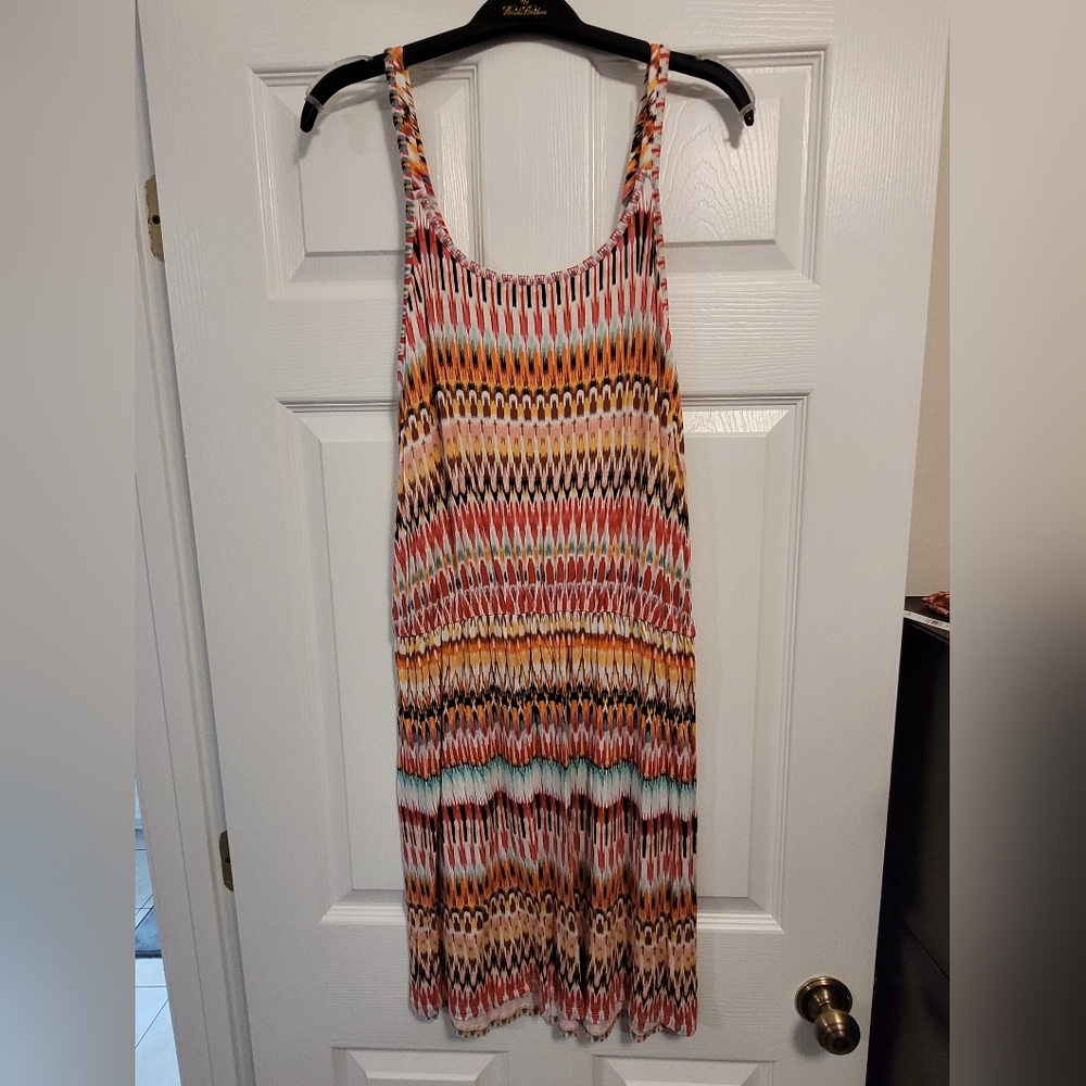 Loft Dress - Picture 2 of 3